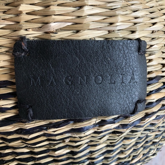 Magnolia Home Seagrass Basket TOTE NEW NWT - Picture 3 of 8